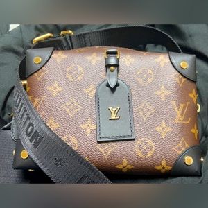 Louis Vuitton Petite Malle Souple